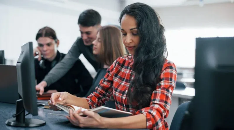 Qualifica SP tem mais de 3,4 mil vagas de cursos grátis