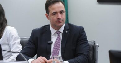 Comissão presidida por Ganem propõe leis após acidente Voepass