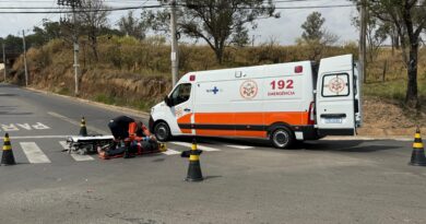 Motociclista fica ferido em acidente na Lix da Cunha