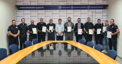 Guardas recebem medalhas de mérito em Indaiatuba