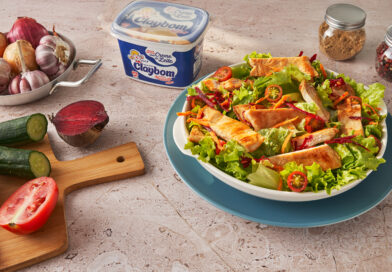 Receita: salada de macarrão com frango e macarrão colorido