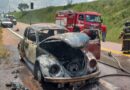 Fusca pega fogo na SP-75