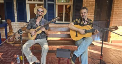 Festa da Uva e Expovinhos terá música caipira neste final de semana