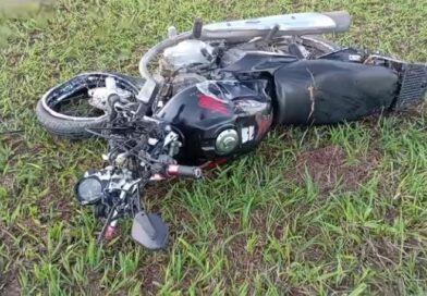 Motociclista fica gravemente ferido em acidente na SP-75