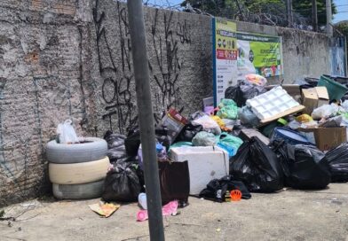 Corpus diz que normalizou coleta e trabalhadores relatam demissões