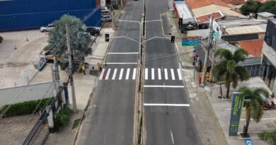 Semáforo de pedestres é instalado na avenida de Itaici