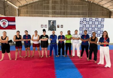 Secretaria de Esportes promove aulas de Defesa Pessoal para mulheres aos sábados