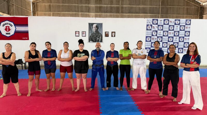 Secretaria de Esportes promove aulas de Defesa Pessoal para mulheres aos sábados