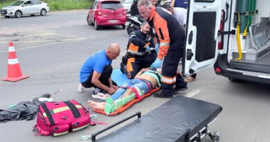 Motociclista fica ferido em acidente na Ruz Peres
