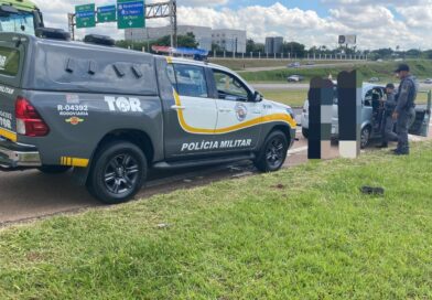 Casal é preso com R$ 180 mil em contrabando na SP-75