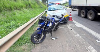 Engavetamento deixa dois feridos na SP-75