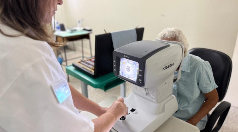 Prefeitura e Rumo firmam parceria para doação de óculos a idosos