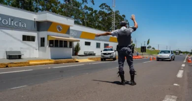 SP-75 deve receber 263 mil veículos no feriado; veja melhores horários