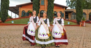 Festa da Uva e Expo Caqui começam nesta sexta