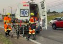 Motociclista fica ferido após queda na Rodovia Santos Dumont
