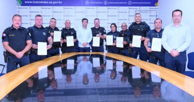 Guardas civis recebem Portaria de Elogio após prisão de trio armado