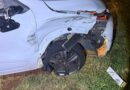 Motorista perde controle e bate contra guard-rail na SP-75